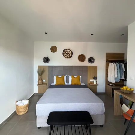 Aparthotel Cactus Skiathos Town