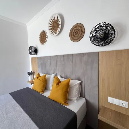 Cactus Skiathos Chora